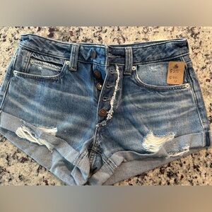 We The Free Shorts - new w/ tags - size 6